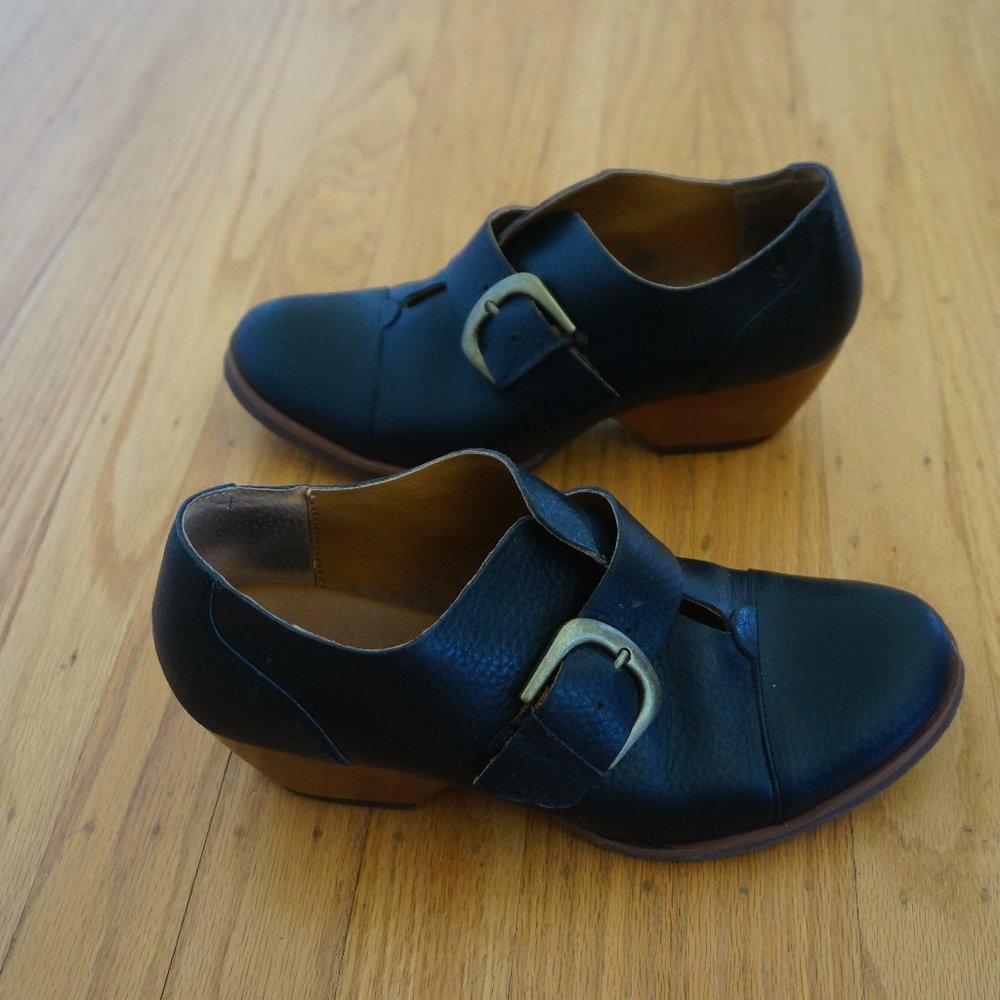 Korks Heeled Loafers